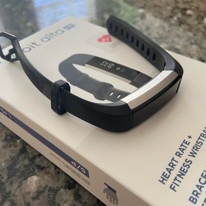 Fitbit Alta HR